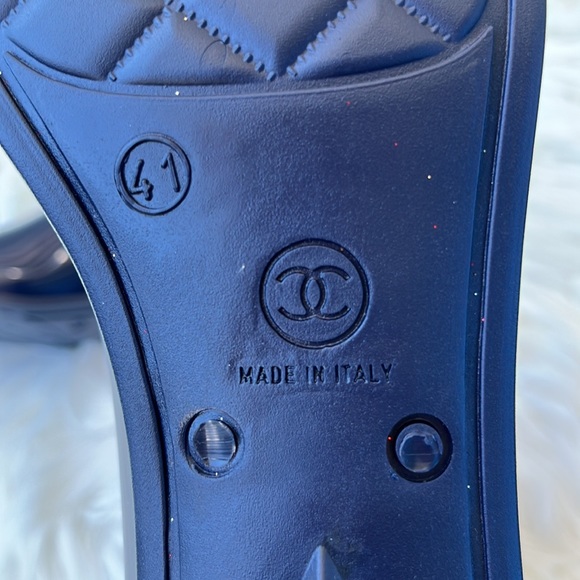 Authentic NWOB Chanel Navy Blue Rubber Camellia Flower Rain Boots - Picture 12 of 16